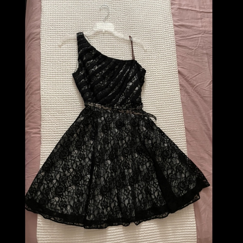 Laundry by Design Black Lace Fit & Flare Dress One Shoulder Party Dress